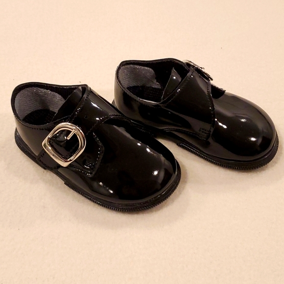 Black Patent Baypods Pre-walker Shoes - Picture 2 of 5